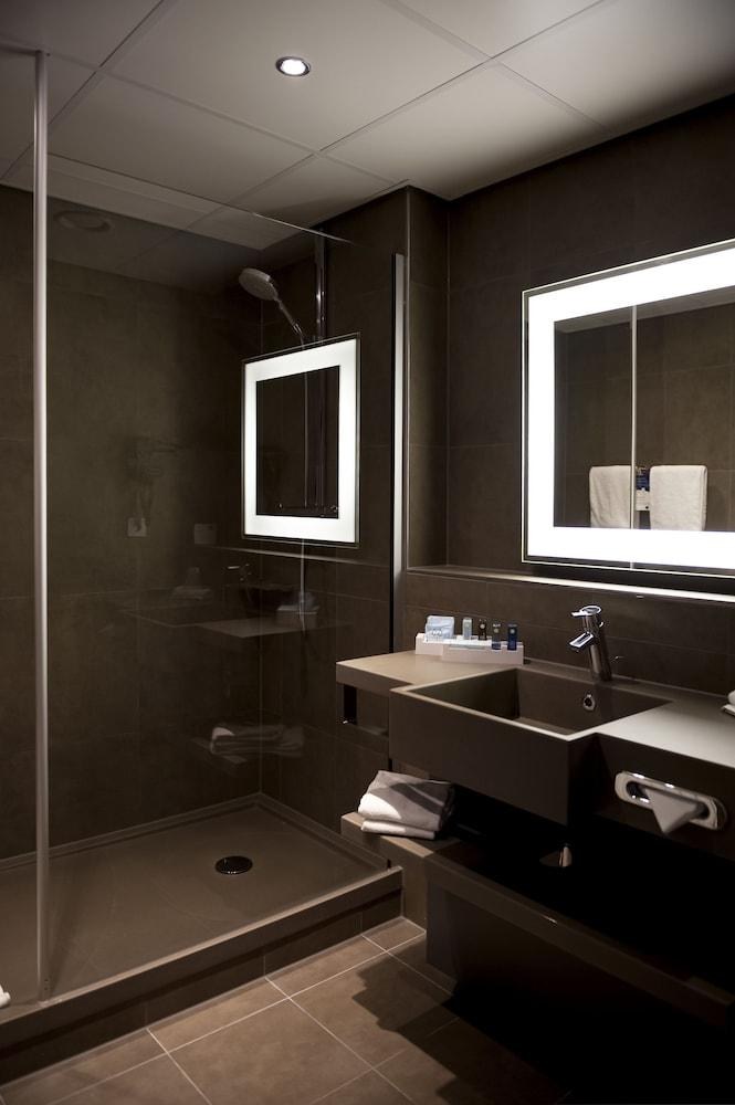 NOVOTEL AMSTERDAM SCHIPHOL AIRPORT photo 2