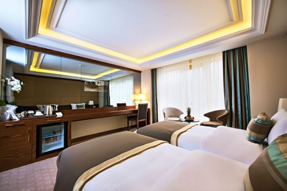 Eurostars Old City Hotel photo 4