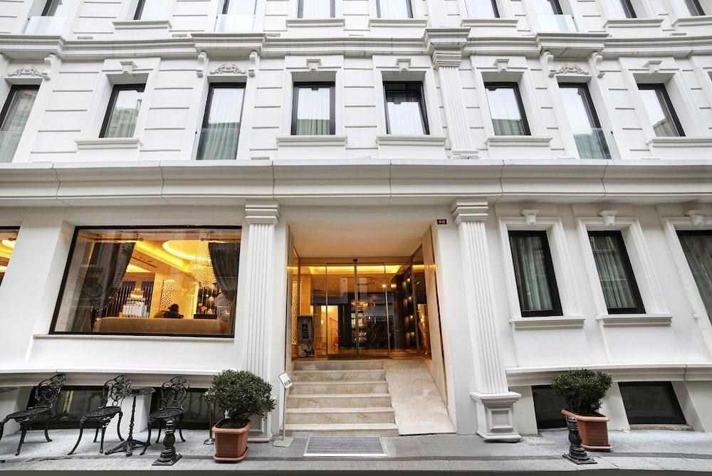 GREAT FORTUNE HOTEL & SPA photo 2