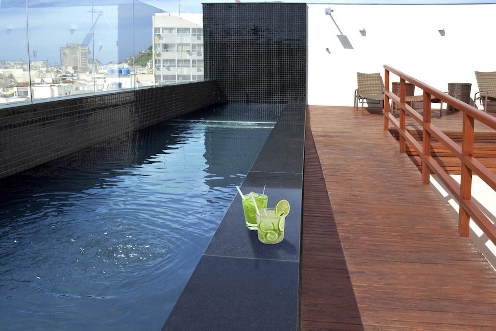 ROYALTY RIO photo 2
