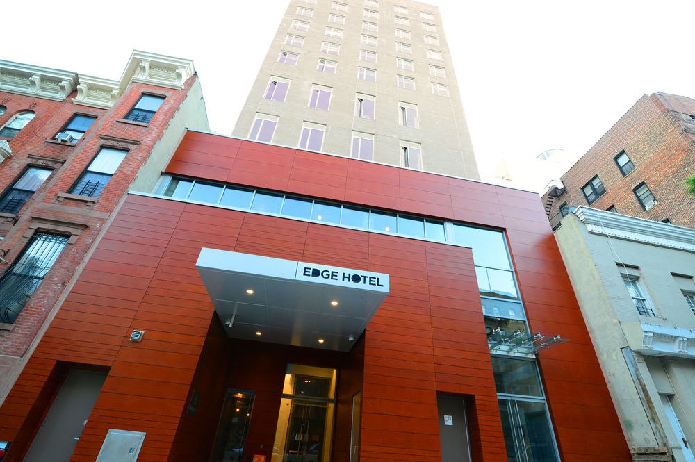 EDGE HOTEL photo 1