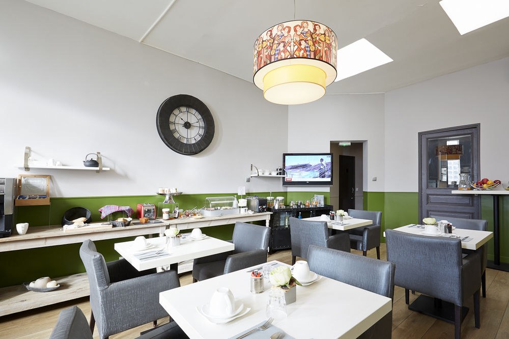 HOTEL ST SERNIN