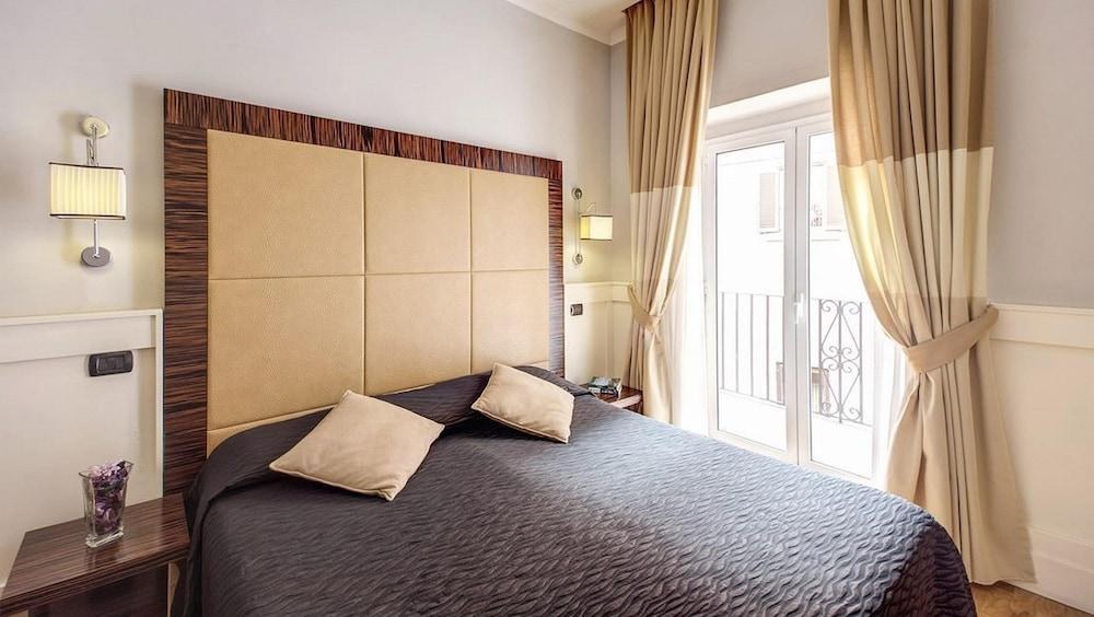 939 Hotel photo 4