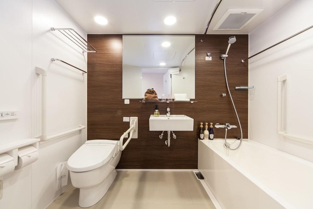 HOTEL MYSTAYS HANEDA photo 2