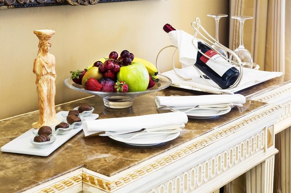 Grande Bretagne, A Luxury Collection Hotel photo 2