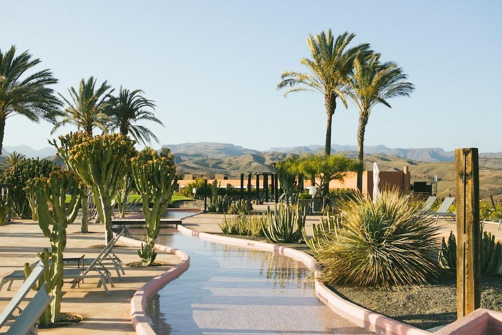 SHERATON GRAN CANARIA SALOBRE GOLF RESORT photo 2