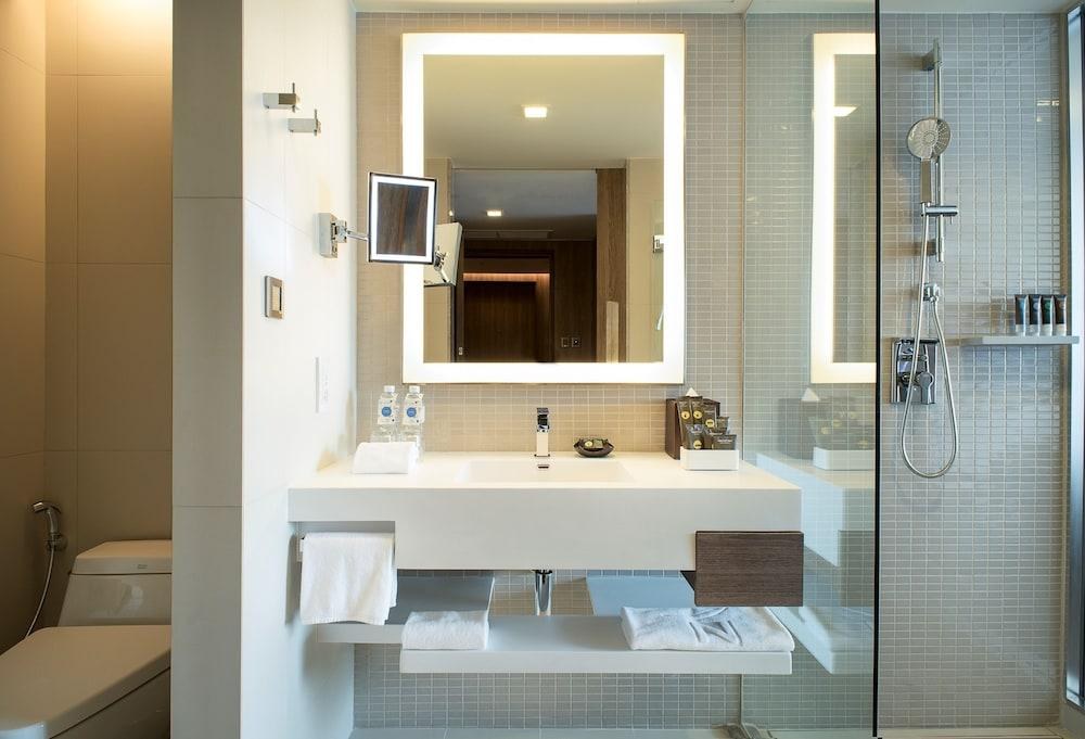 NOVOTEL BANGKOK SUKHUMVIT 20 photo 4