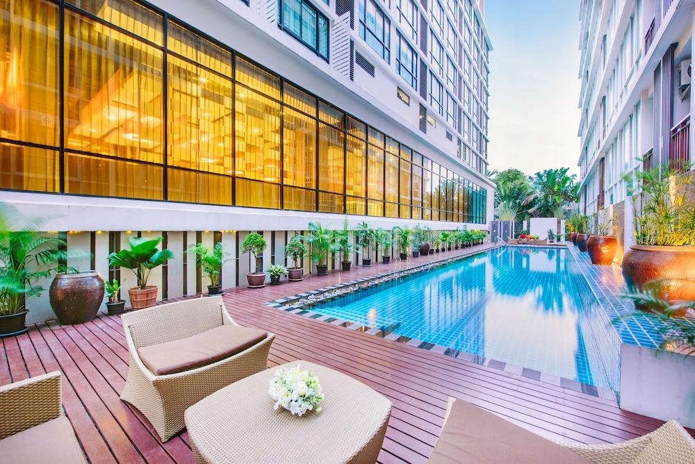 MIDA HOTEL NGAMWONGWAN photo 2