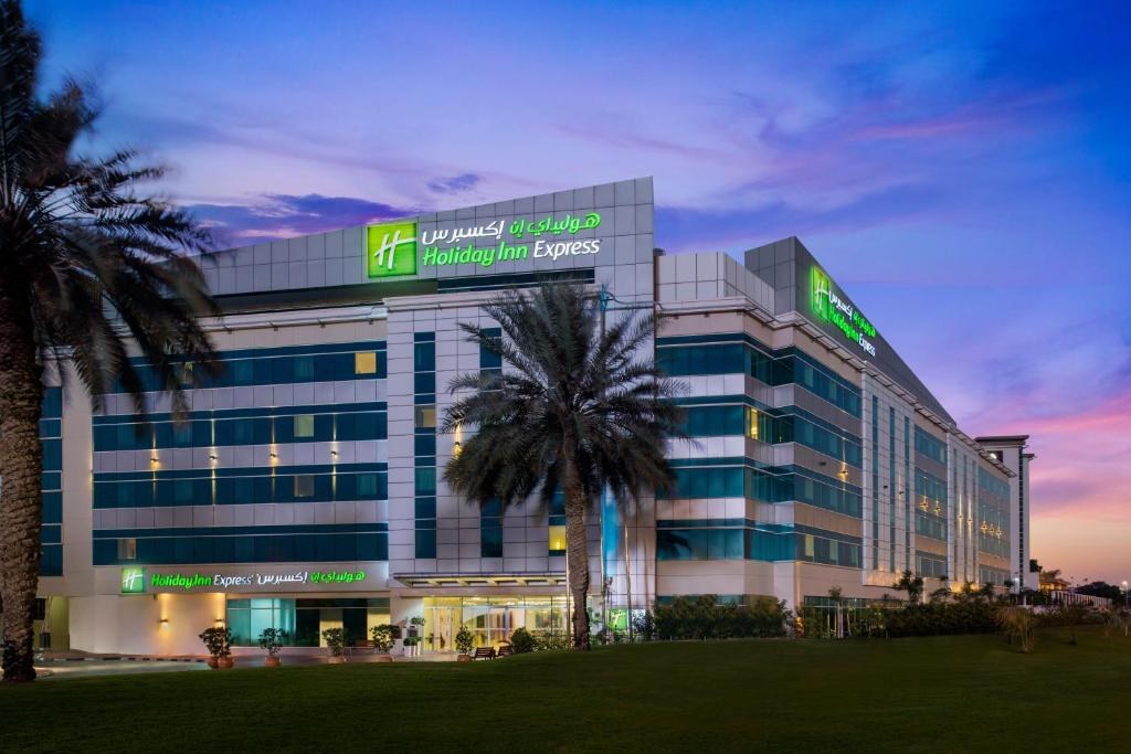 Holiday Inn Express Dubai Airport by IHG