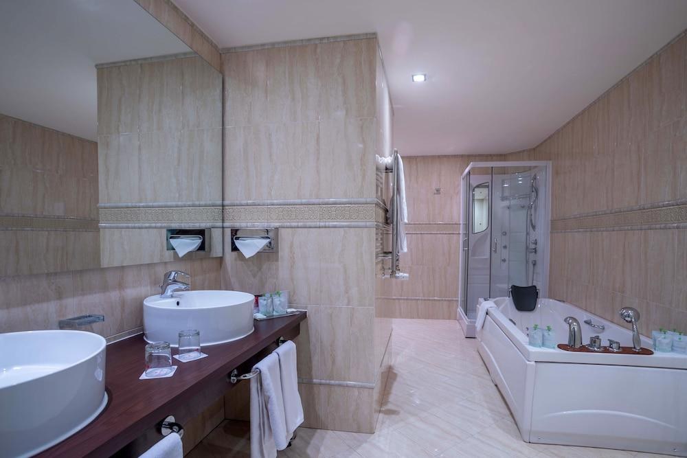 Ramada Sibiu photo 3