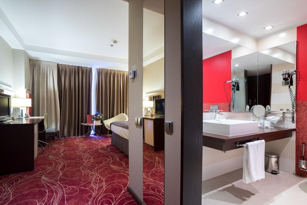 Ramada Sibiu photo 4
