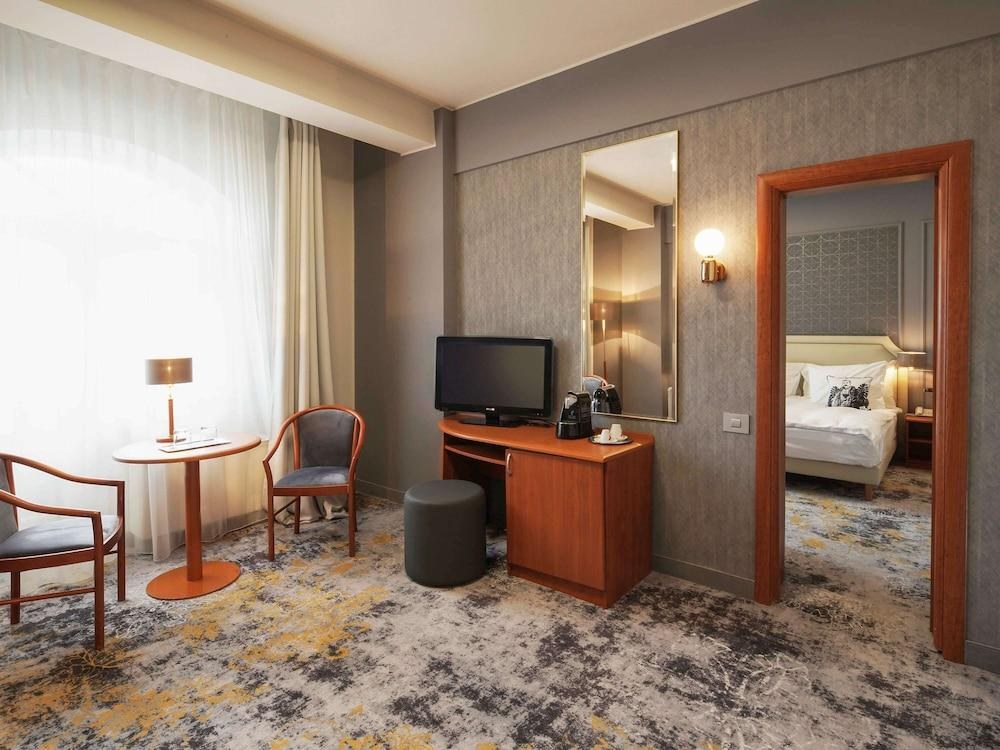 Mercure Sibiu Airport photo 2