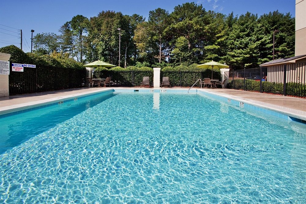 HOLIDAY INN EXPRESS ATLANTA-KENNESAW
