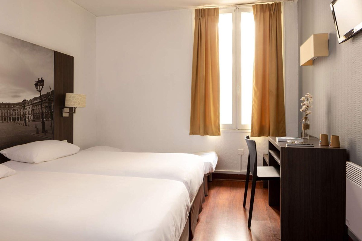 HOTEL VICTORIA photo 4