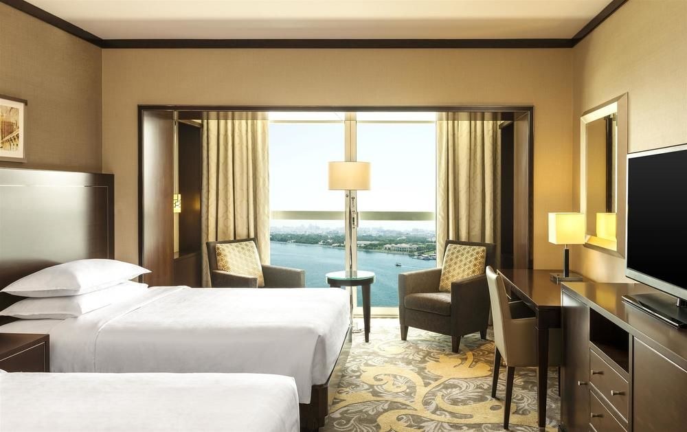 SHERATON DUBAI CREEK HOTEL & TOWER photo 1