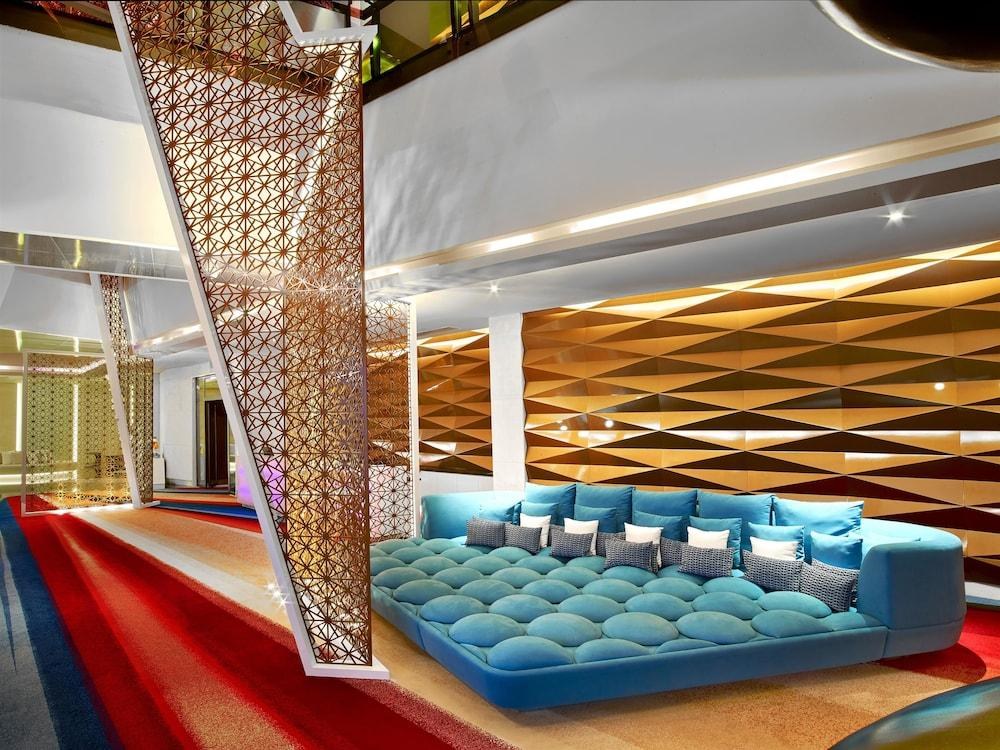 V Hotel Dubai, Curio Collection by Hilton photo 3