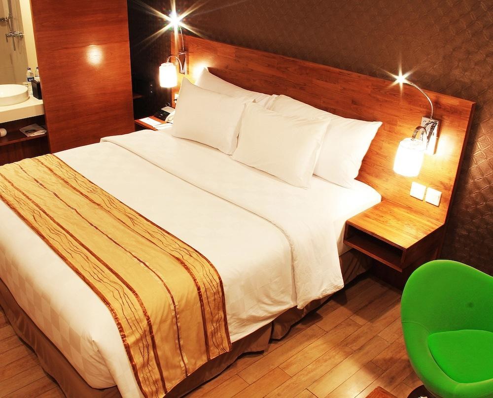 HARISTON HOTEL & SUITES photo 4