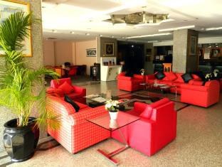 NOVA PARK HOTEL photo 1