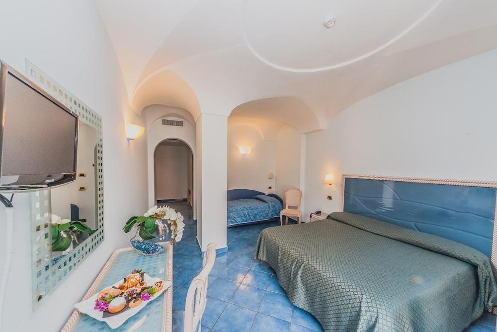 ARAGONA PALACE HOTEL photo 1