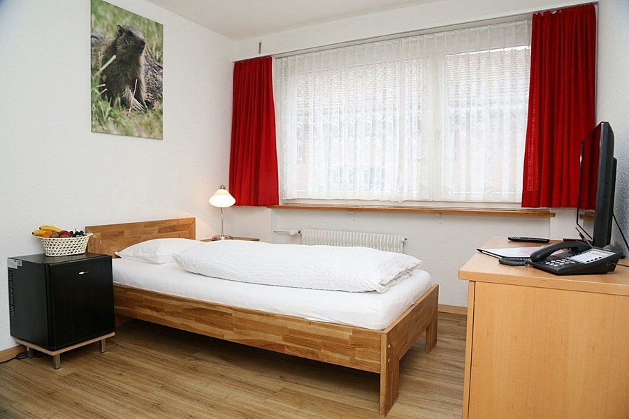 CRYSTAL photo 4