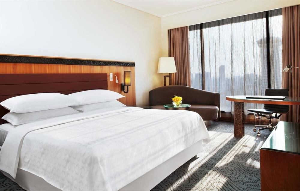 Royal Orchid Sheraton Riverside Hotel Bangkok photo 1