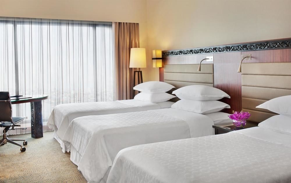 Royal Orchid Sheraton Riverside Hotel Bangkok photo 4