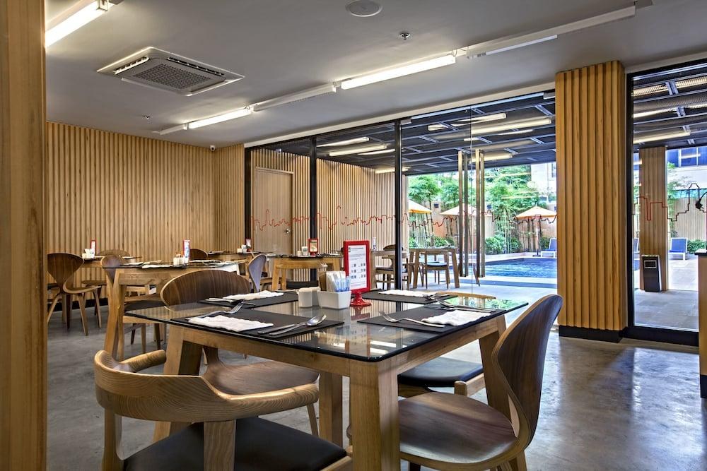 GALLERIA SUKHUMVIT 12 BANGKOK BY COMPASS HOSPITALITY photo 2