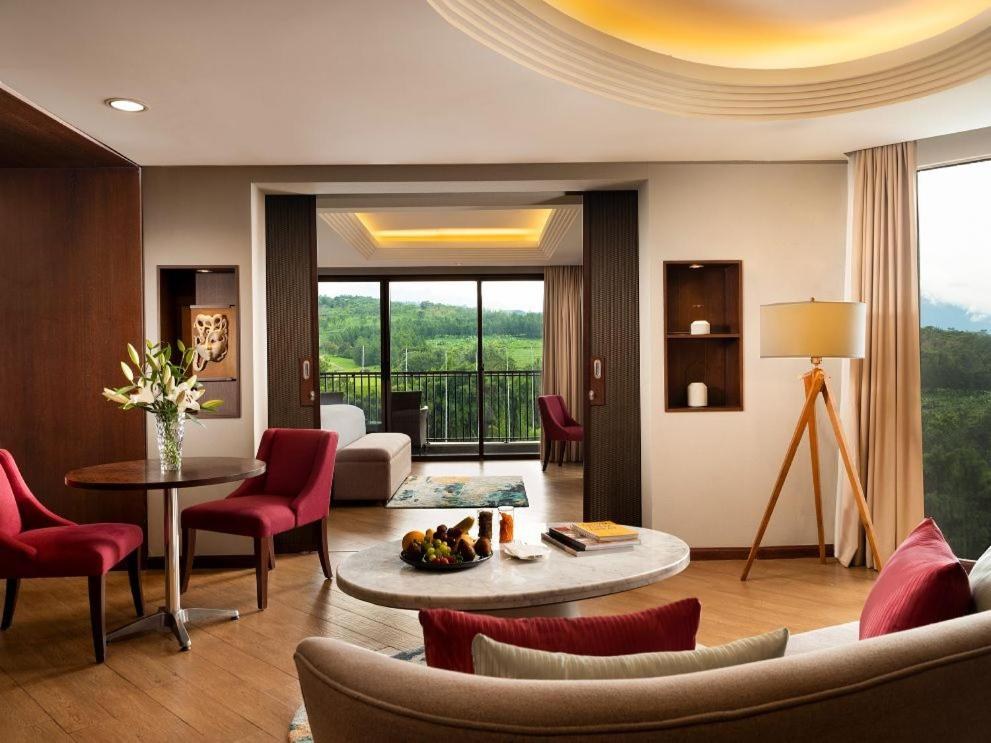 ASTON SENTUL RESORT & CONFERENCE CENTER photo 3