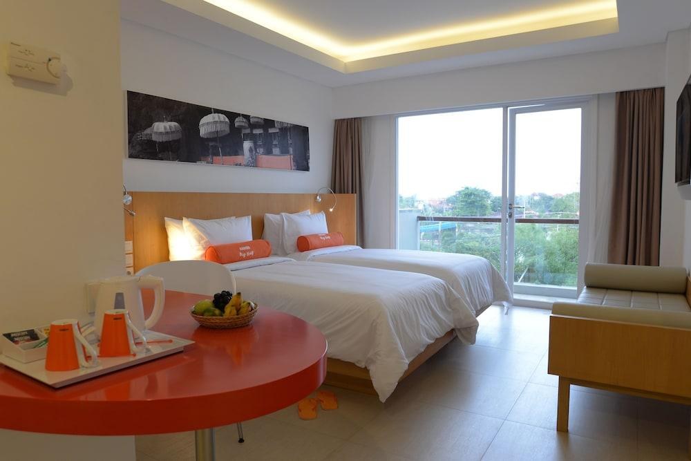 HARRIS HOTEL KUTA GALLERIA photo 3