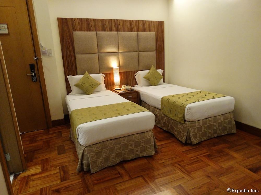 CITY GARDEN SUITES - MANILA photo 2