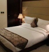 MILESTONE HOTEL APARTMENTS photo 2
