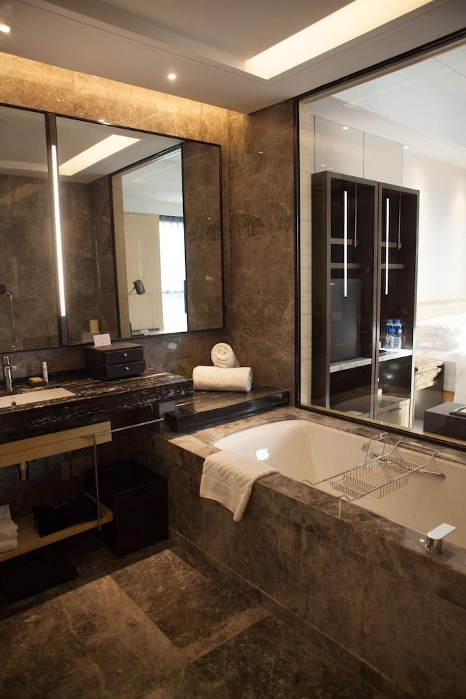 Hilton Suzhou photo 2