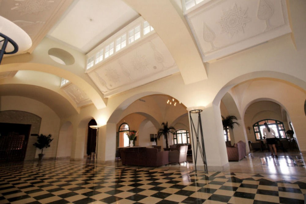KSAR ROUGE photo 3
