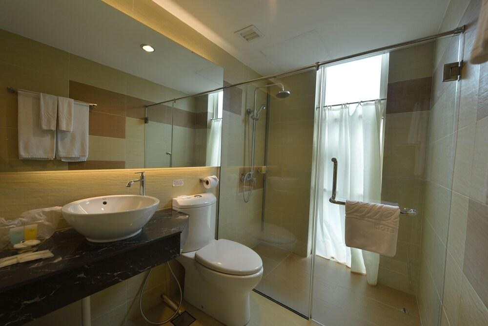 Abell Hotel Kuching photo 3