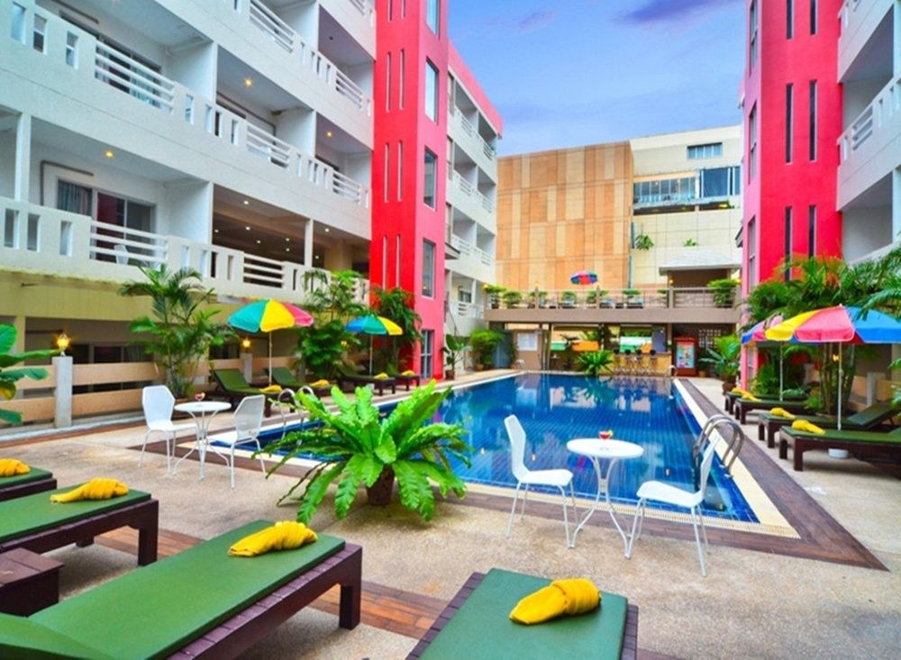 EASTINY PLACE HOTEL photo 2