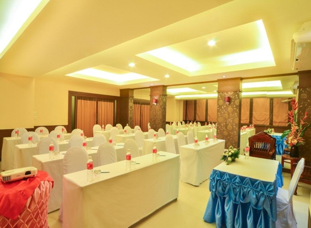 EASTINY PLACE HOTEL photo 3