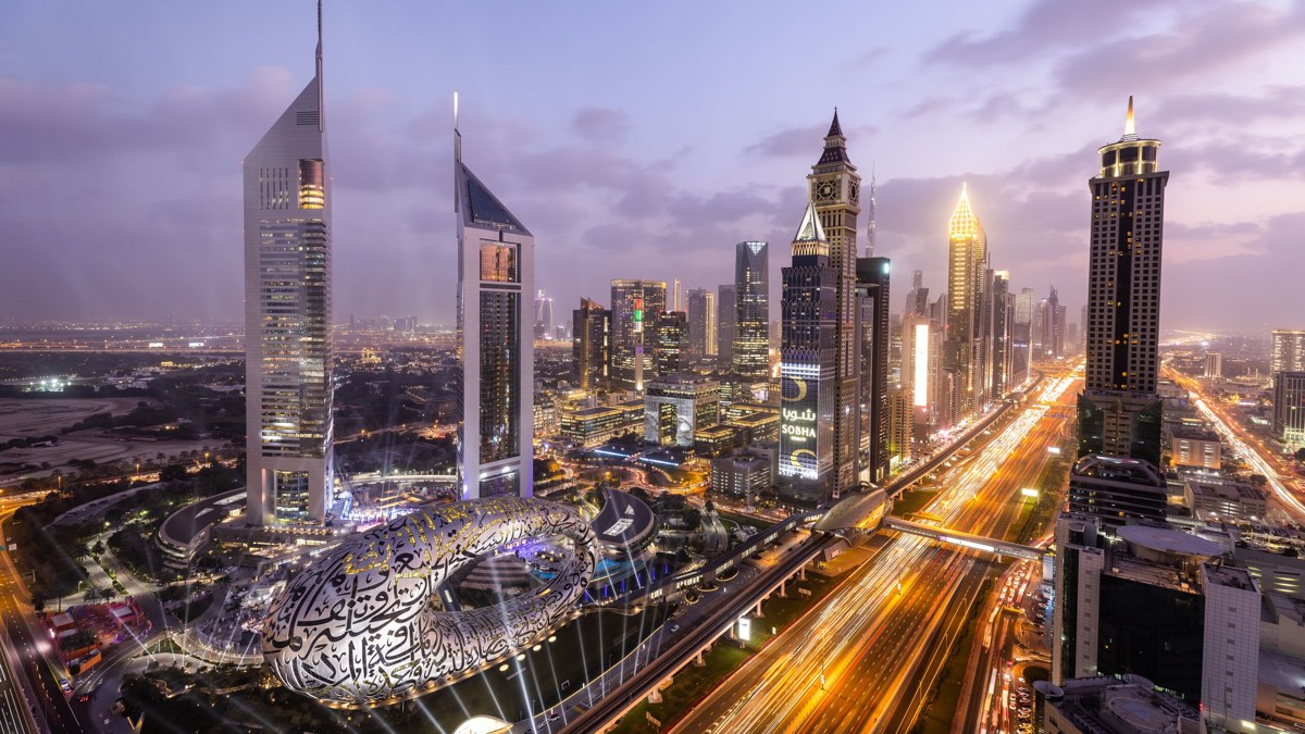 JUMEIRAH EMIRATES TOWERS DUBAI