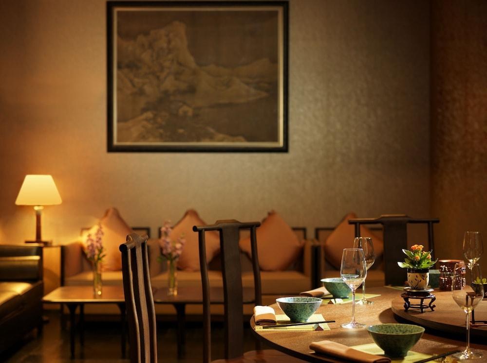 JUMEIRAH HIMALAYAS HOTEL SHANGHAI photo 3
