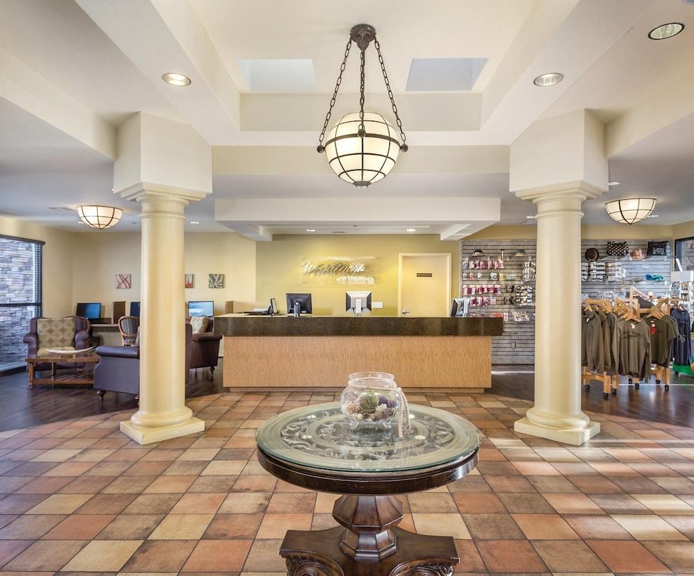 Worldmark Las Vegas Tropicana photo 3