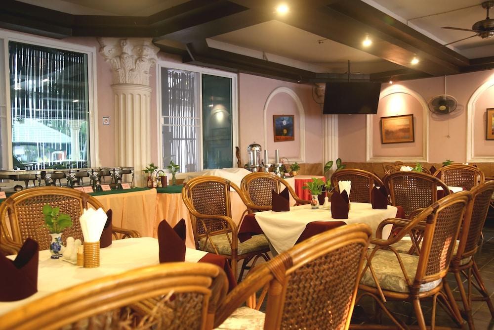 ROMEO PALACE HOTEL photo 2
