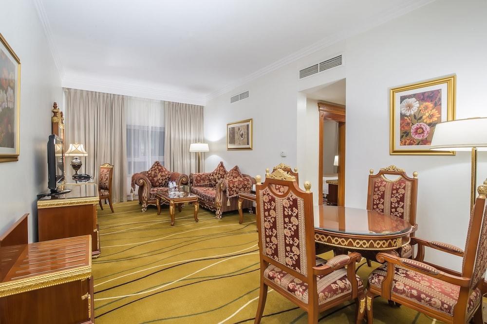 HOLIDAY INN BUR DUBAI - EMBASSY DISTRICT photo 4