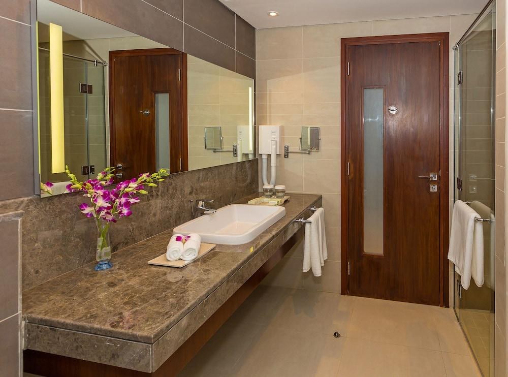 FLORA AL BARSHA photo 2