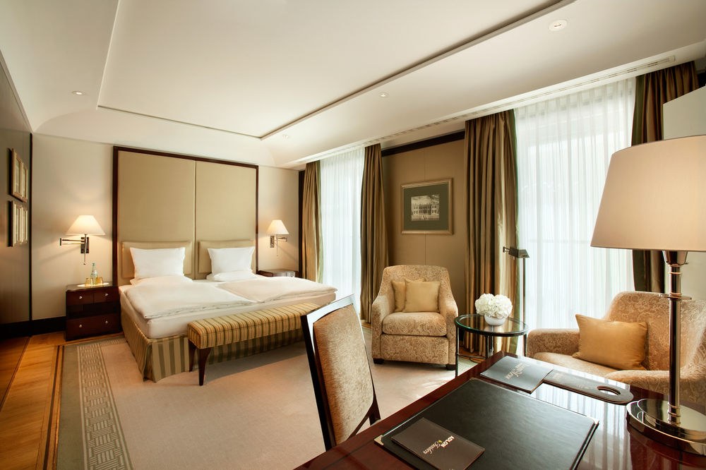 ADLON KEMPINSKI BERLIN photo 1