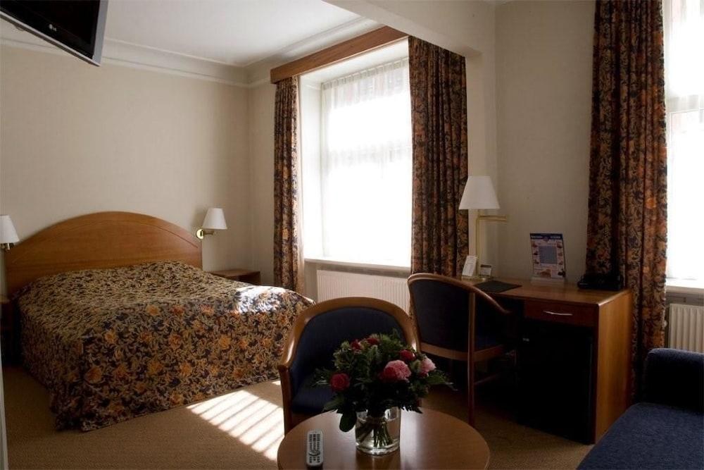 City Hotel Nebo photo 3