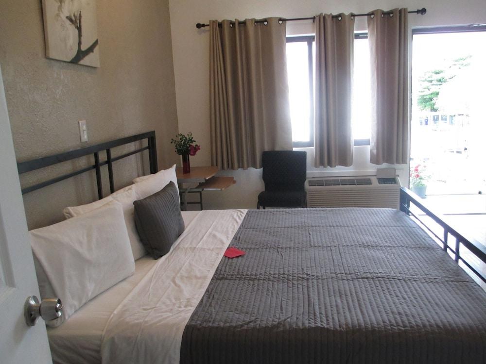 Shalimar Motel