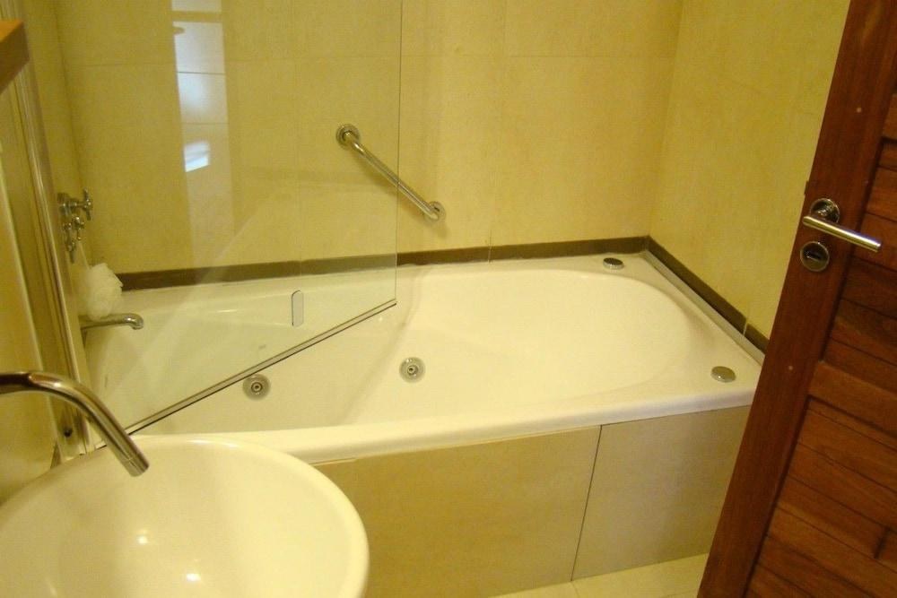 BOUTIQUE HOTEL & SPA BOSQUE DEL NAHUEL photo 3