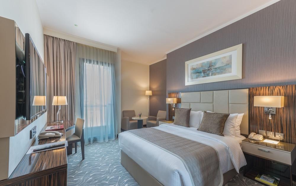 Hawthorn Suites By Wyndham Abu Dhabi City Center photo 3