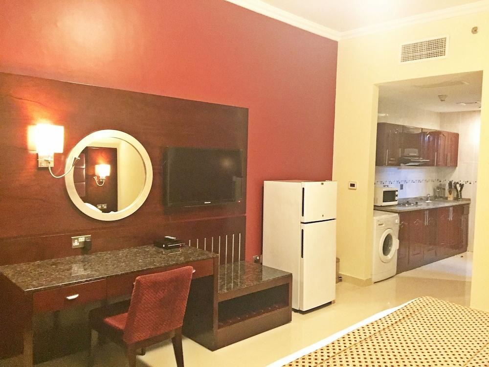 RAMEE ROSE HOTEL APARTMENTS photo 3