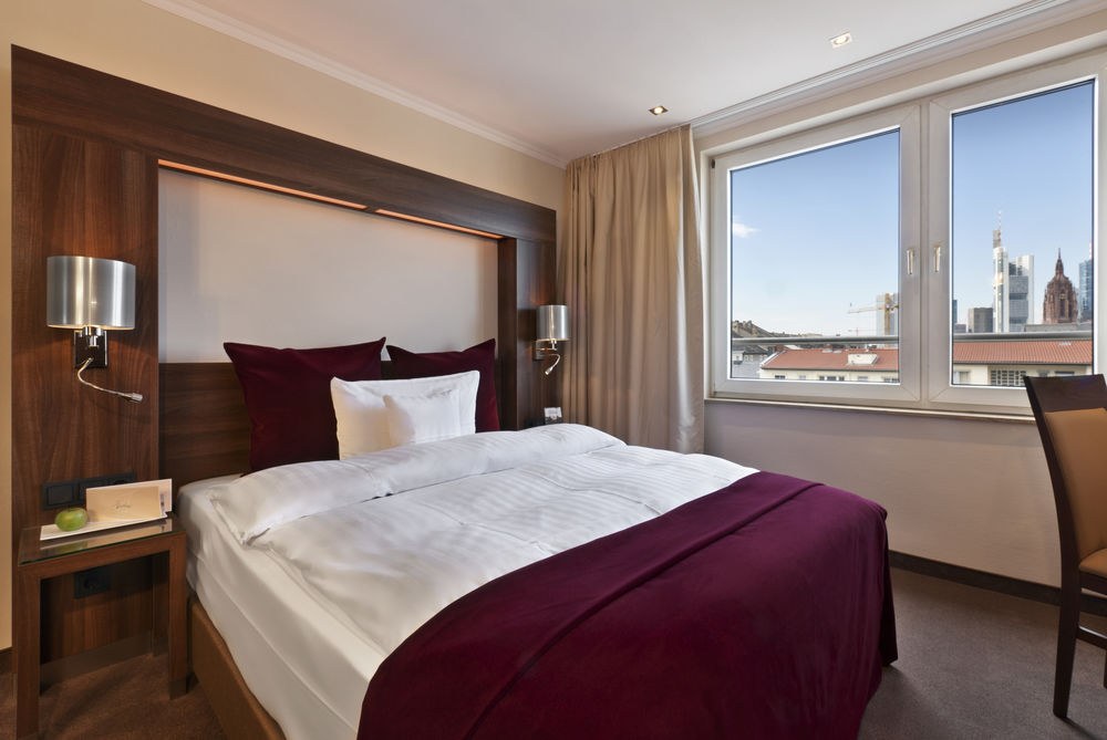 Flemings Hotel Frankfurt Main-Riverside photo 1