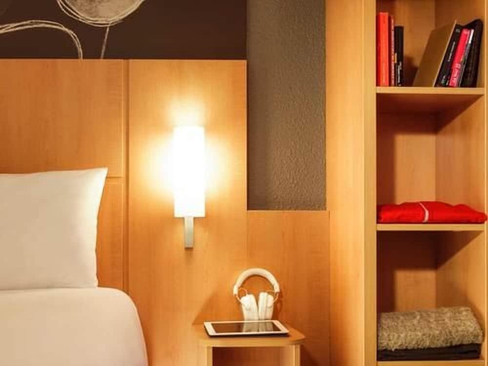 Ibis Hamburg Alsterring photo 3